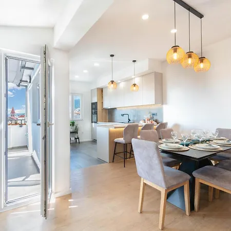 L&l Apartment Makarska