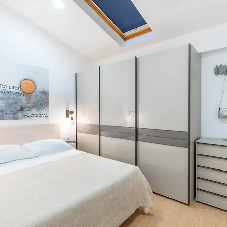 Apartament L&l